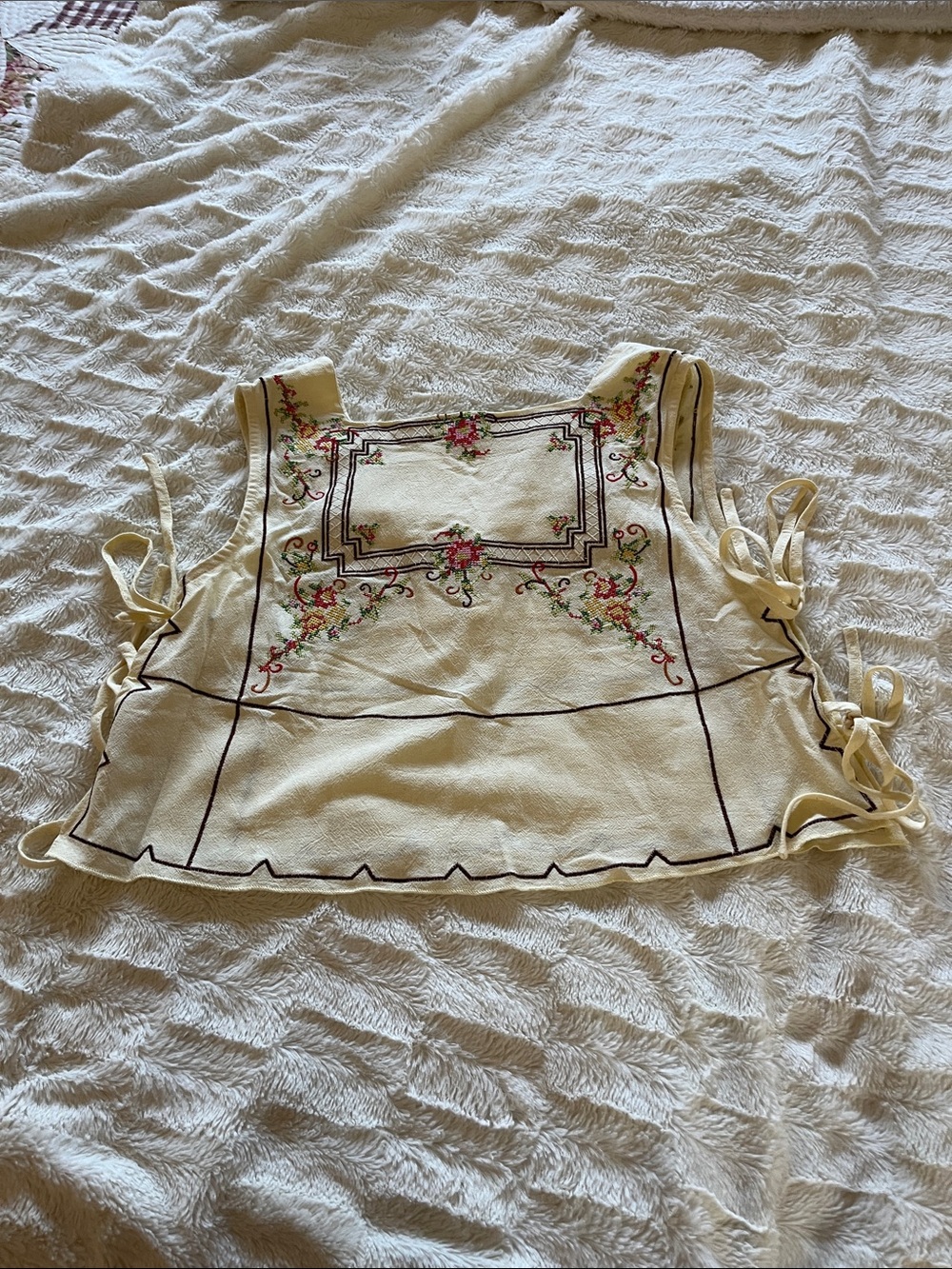 NWOT Embroidered With Side Ties Cream Crop Tank Top Size M - Picture 6 of 8